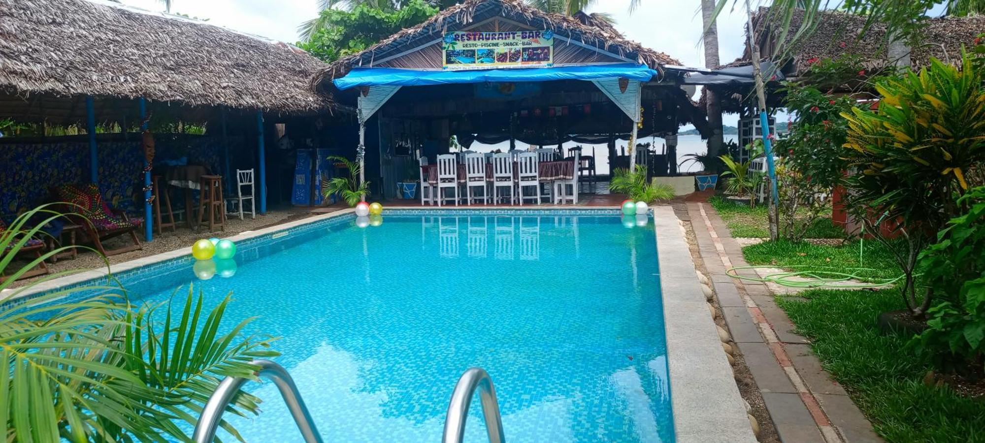 Piscine Bimoko Hotel นูซีเบ ภายนอก รูปภาพ