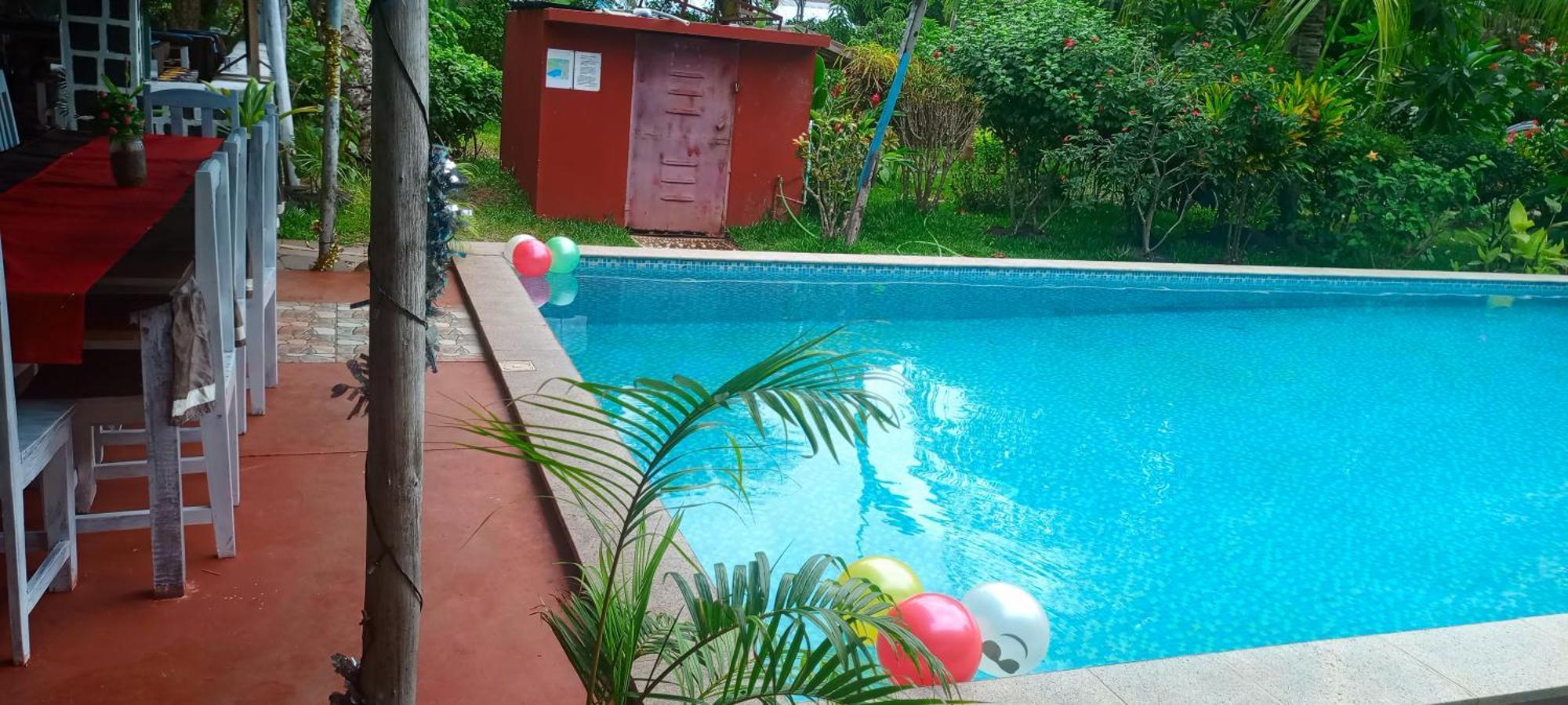 Piscine Bimoko Hotel นูซีเบ ภายนอก รูปภาพ