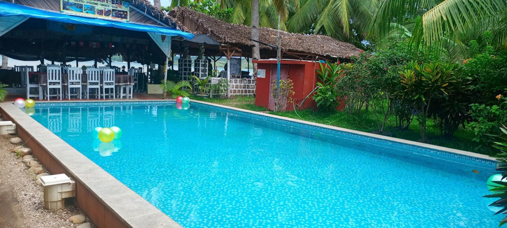 Piscine Bimoko Hotel นูซีเบ ภายนอก รูปภาพ